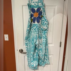 Just like new!!  Hand painted overalls. Size S/M. Adorable!!